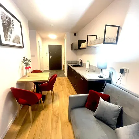 Apartmán Premium Atal Square-free Parking Space In The Garage