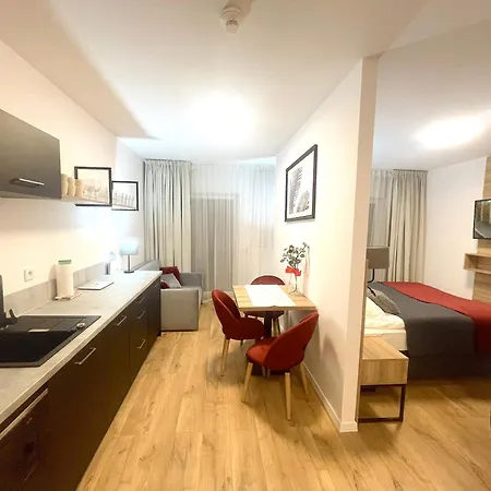 Apartmán Premium Atal Square-free Parking Space In The Garage