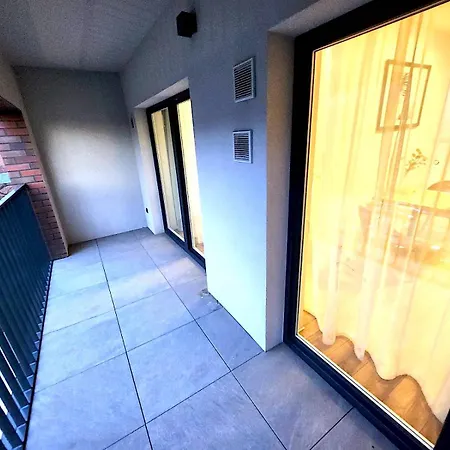 Premium Atal Square-free Parking Space In The Garage Apartmán *