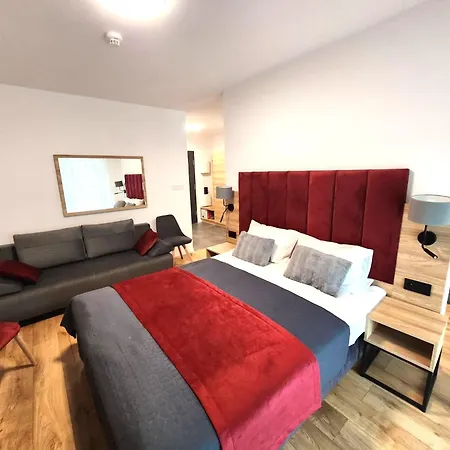 Apartmán Premium Atal Square-free Parking Space In The Garage *