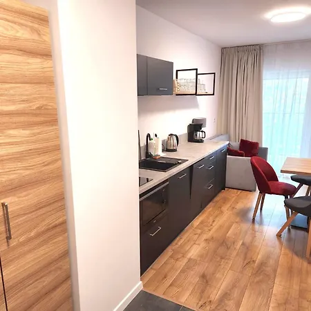 Premium Atal Square-free Parking Space In The Garage ヴロツワフ